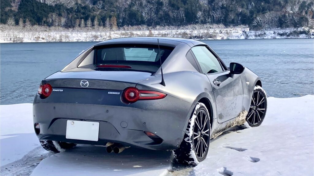 ロードスターRFで雪道