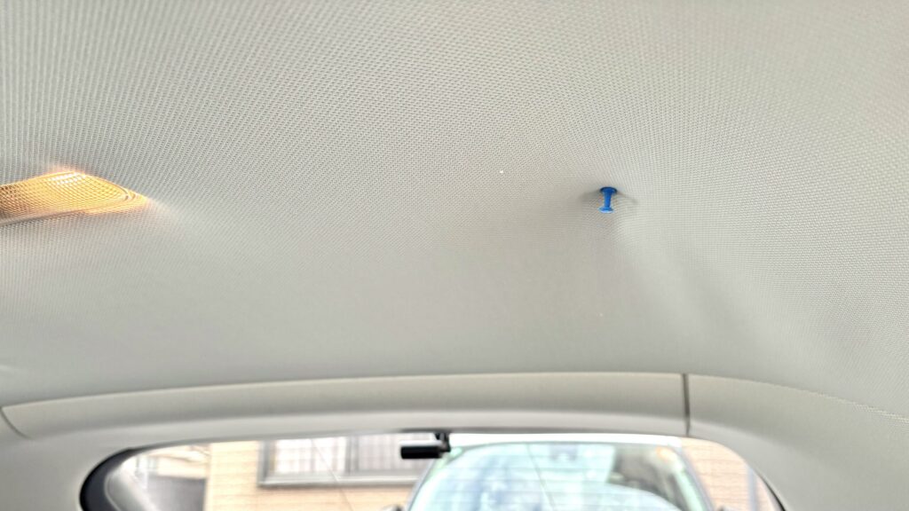 輸入車の天井垂れ修理DIY